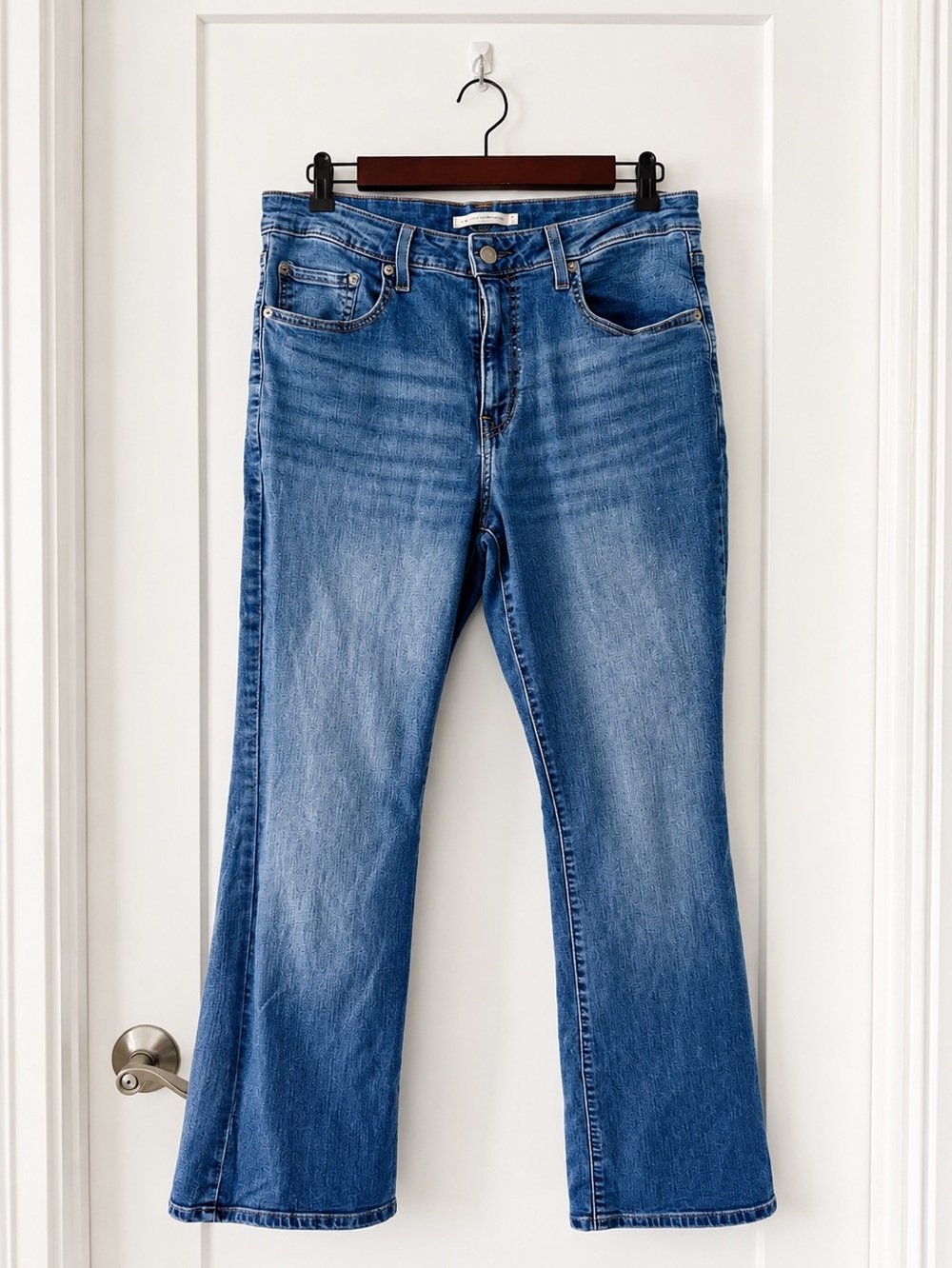 Levi’s 725 High Rise Bootcut Jeans Women’s Size 31 Medium Wash Stretch Denim